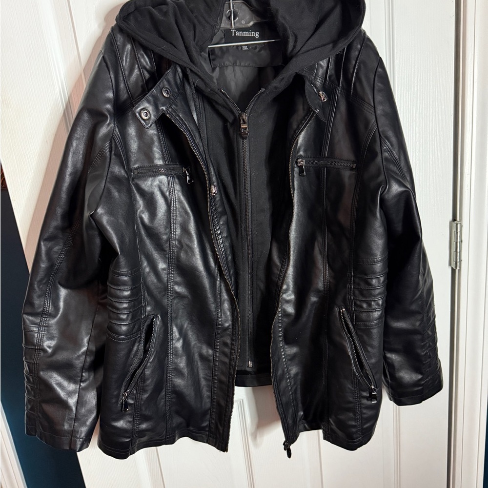 Tanning Women's Black Leather Jacket with Hood